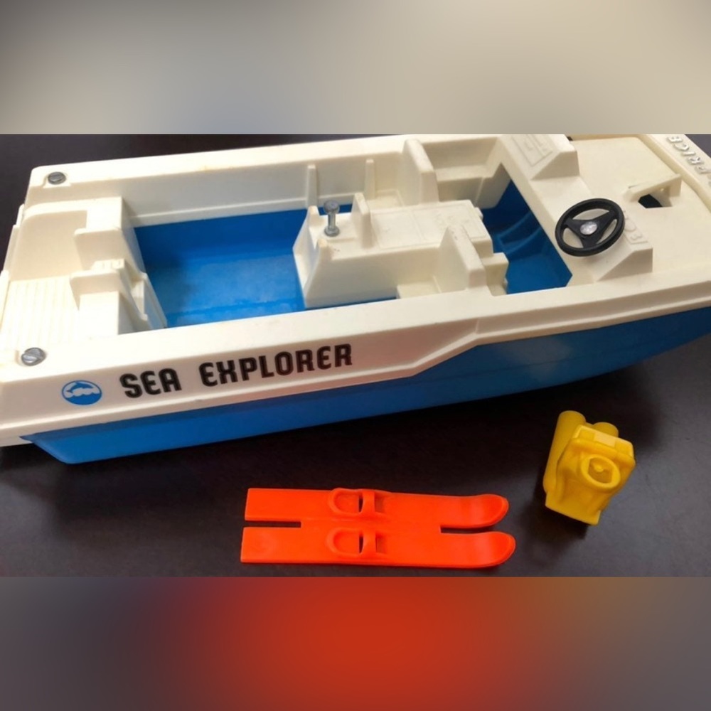 Vintage 1976 Fisher Price Adventure People Sea Explorer Boat - Picture 2 of 8